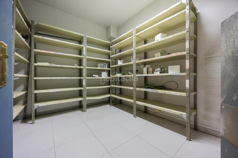 Foto ec6265ad-24ec-4331-8ef2-4cf5f4342caa. Affitto locale commerciale in diego lopez haroko kale nagusia 76 in Bilbao