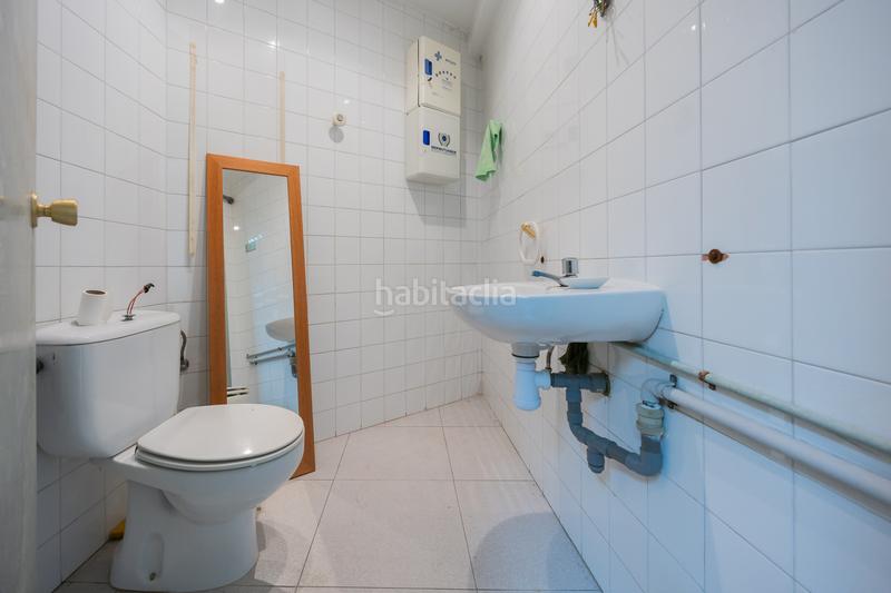 Foto dc912989-2c5f-487d-8dcd-7e20c73ee465. Rent business premise in diego lopez haroko kale nagusia 76 in Bilbao