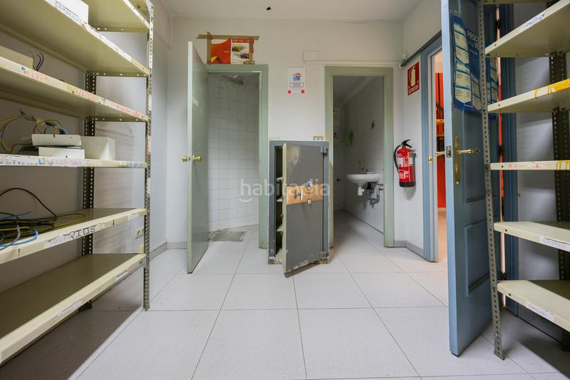 Foto fe814b8f-0dc7-42f2-82c1-bf56391e8abc. Rent business premise in diego lopez haroko kale nagusia 76 in Bilbao