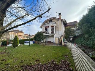 Chalet  Urbanización usarena. Inmobiliaria campuzano vende precioso chalet independiente en zo