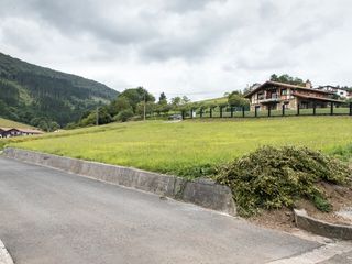 Residential Plot in Barrio kanpantxu 82. Inmobiliaria campuzano vende parcela de terreno urbano en muruet