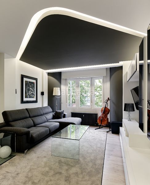 Foto b56a83a2-a083-459a-881f-dcd5a73d973f. Pis amb calefacció a Abandoibarra - Guggenheim Bilbao