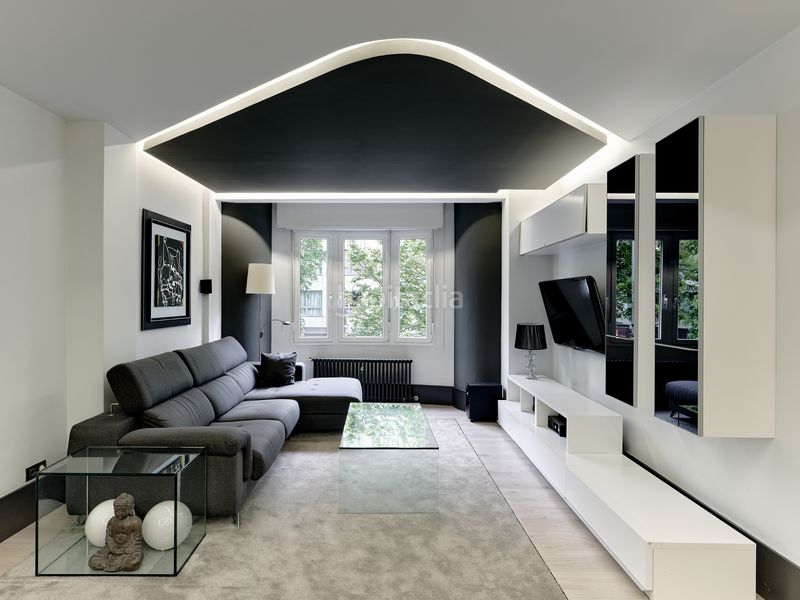 Foto eed770f0-d7b7-47ad-9693-658ce49fb1cb. Pis amb calefacció a Abandoibarra - Guggenheim Bilbao