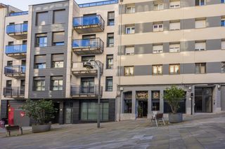 Geschäftsraum  Ramón y cajal zeharkalea. Inmobiliaria campuzano presenta en venta magnífico local en deus