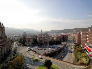 Zweistöckige Wohnung  Juan xxiii s s plaza. Inmobiliaria campuzano vende dúplex en begoña, en plaza juan xxi