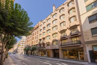 Pis  Máximo aguirre kalea. Inmobiliaria campuzano presenta esta magnífica vivienda situada