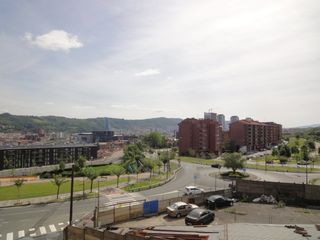 Rent Flat  Basurtu kastrexana errepidea. Inmobiliaria campuzano pone en alquiler bonito piso en para estu