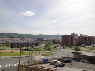 Miete Etagenwohnung  Basurtu kastrexana errepidea. Inmobiliaria campuzano pone en alquiler bonito piso en para estu