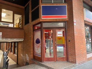 Business premise in Alameda de Recalde 18