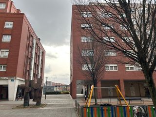 Local Comercial en Avenida Sabino Arana Etorbidea