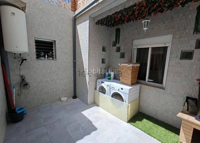 Foto 9949fa5c-a1f4-4697-8887-7285f0c7c1e6. Casa con parcheggio in Los Dolores Cartagena