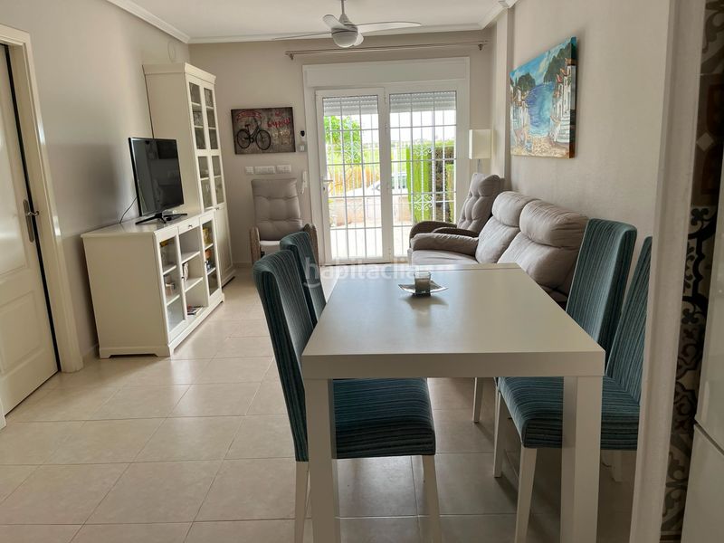 Foto b7ac3956-42bf-4424-a89d-5de9054b7b4f. Apartament amb piscina a Centro Alcázares (Los)