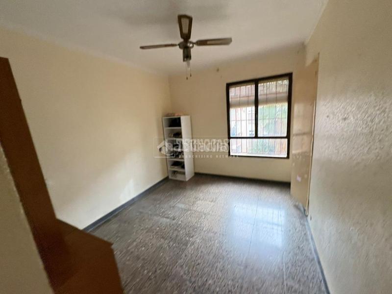 Foto 92f2da0c-8d87-473d-b116-762daa4bde4c. Piso  en venta en Juan XXIII Alicante