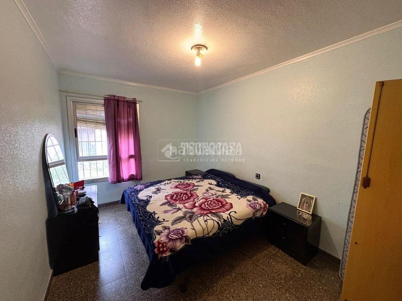 Foto aacda924-3a26-4585-be44-348b383544bf. Piso  en venta en Juan XXIII Alicante