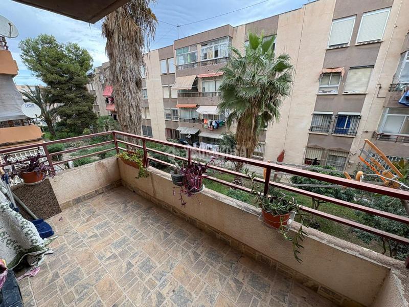 Foto b0c18d91-47aa-4dc9-8691-c52e31a1aecb. Piso  en venta en Juan XXIII Alicante
