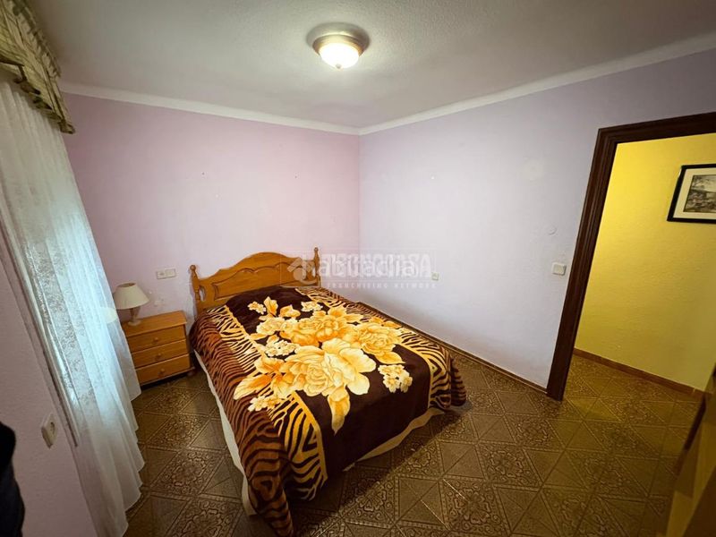 Foto fd71b155-4692-4acc-ad6e-4b7d5e8b55c9. Pis a Virgen del Remedio - Parque Lo Morant Alicante