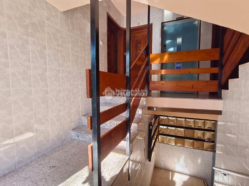 Foto f7677607-6b2b-40c2-97f8-88ad5a78ebd3. Pis a Virgen del Remedio - Parque Lo Morant Alicante