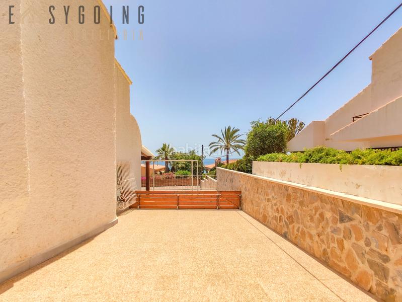 Foto 083fa076-1bcb-42c4-8c55-fb109f46150d. Xalet amb aparcament piscina a calas Santa Pola este Santa Pola