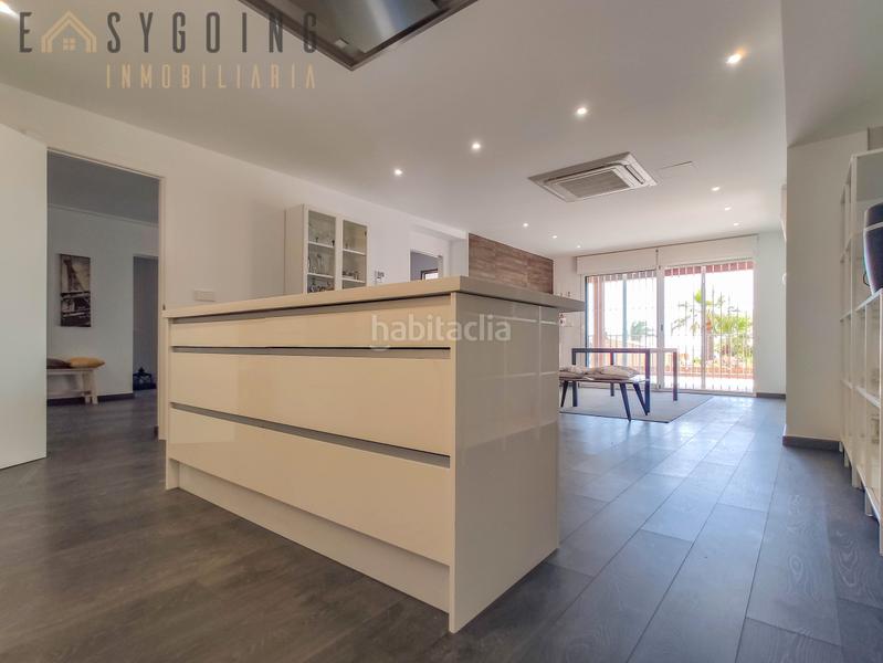 Foto 0d602cc9-1694-4c4f-b811-1301d4c42baf. Xalet amb aparcament piscina a calas Santa Pola este Santa Pola