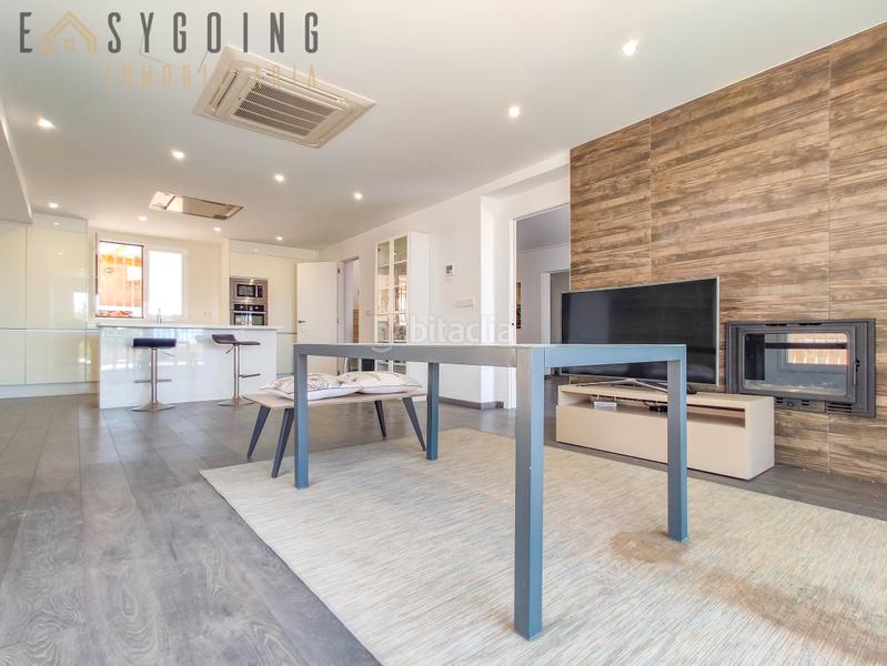 Foto 19963ec3-b548-479e-be9f-a13014b6e795. Xalet amb aparcament piscina a calas Santa Pola este Santa Pola