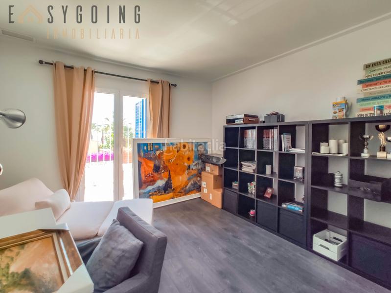 Foto 2e8b0cc8-57b7-42c7-b04c-10cfca6c55a2. Xalet amb aparcament piscina a calas Santa Pola este Santa Pola