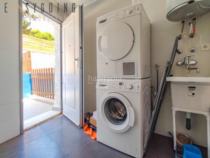 Foto 6ecb23df-f5d5-44f1-852d-d269d45a1d95. Xalet amb aparcament piscina a calas Santa Pola este Santa Pola