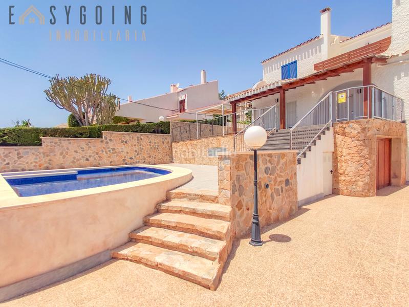 Foto 74ccd76b-0e68-4362-861a-1c24ecee277d. Xalet amb aparcament piscina a calas Santa Pola este Santa Pola