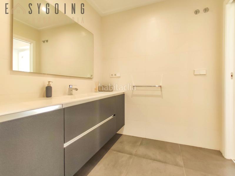 Foto ca5e58d5-0fb4-437d-b515-8738197fde82. Xalet amb aparcament piscina a calas Santa Pola este Santa Pola