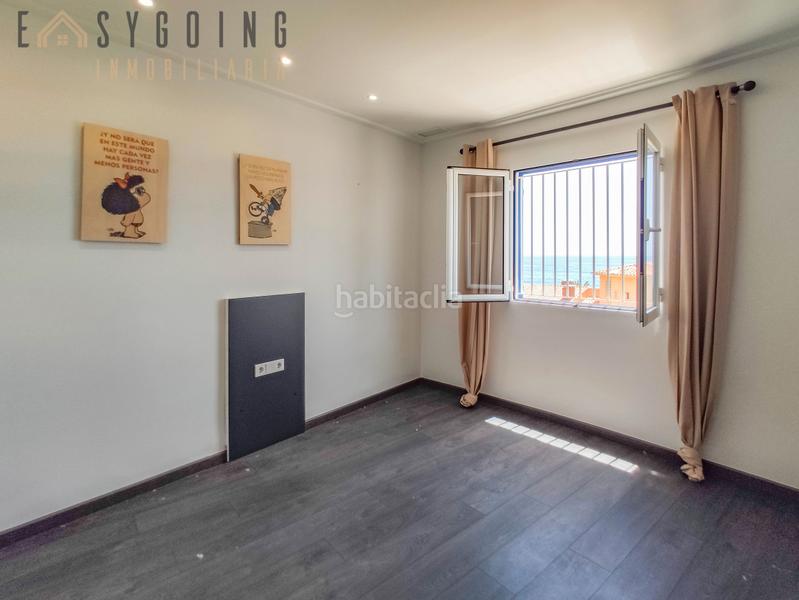 Foto ff6dd9d4-45c5-46ad-9a6e-560a95b1a33e. Xalet amb aparcament piscina a calas Santa Pola este Santa Pola