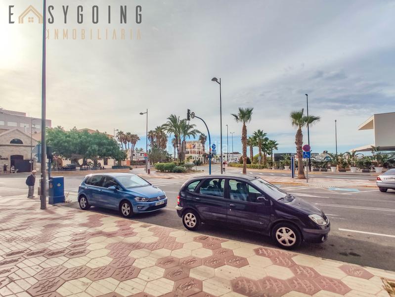 Foto b3c88c83-a94a-48e4-a26c-5054162a40df. Locale commerciale in Centro Santa Pola