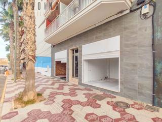 Local Comercial  Calle fernando pérez ojeda. ¡dos locales en una zona exclusiva en santa pola!