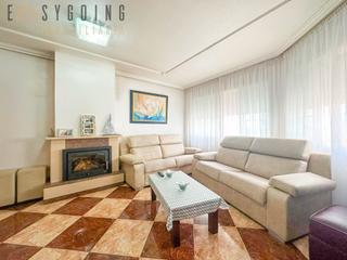 Appartement  Avenida de los llanos. ¡magnífico piso con terraza en heredades, almoradí!