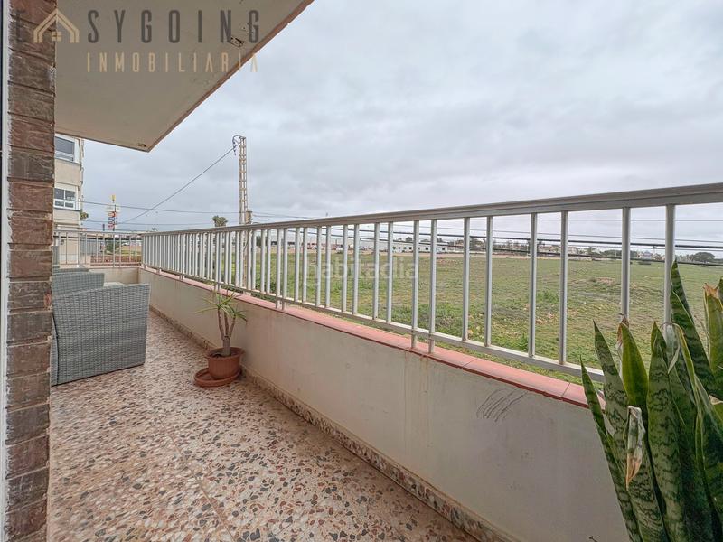 Foto 53a383e9-bd9d-4561-9571-0315dada1220. Flat with parking pool in Punta Prima Torrevieja