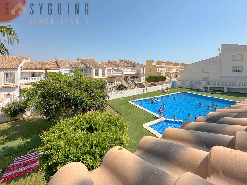 Foto 1a600a0d-a387-49e6-9bd3-d0cd9ab8fcaa. Casa pareada adosado en primera planta con vistas espectaculares al mar – gran alacant en Santa Pola