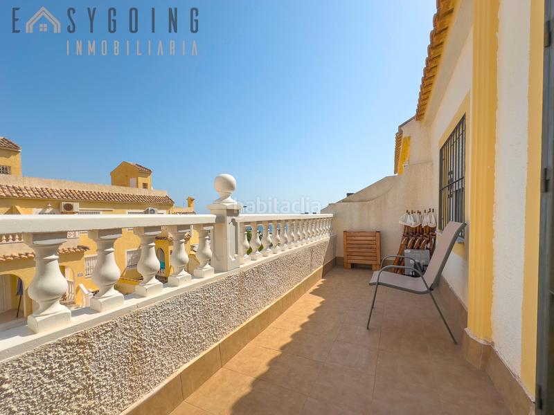 Foto 47297d26-e644-4b2b-94fe-5315487dda1e. Casa pareada adosado en primera planta con vistas espectaculares al mar – gran alacant en Santa Pola