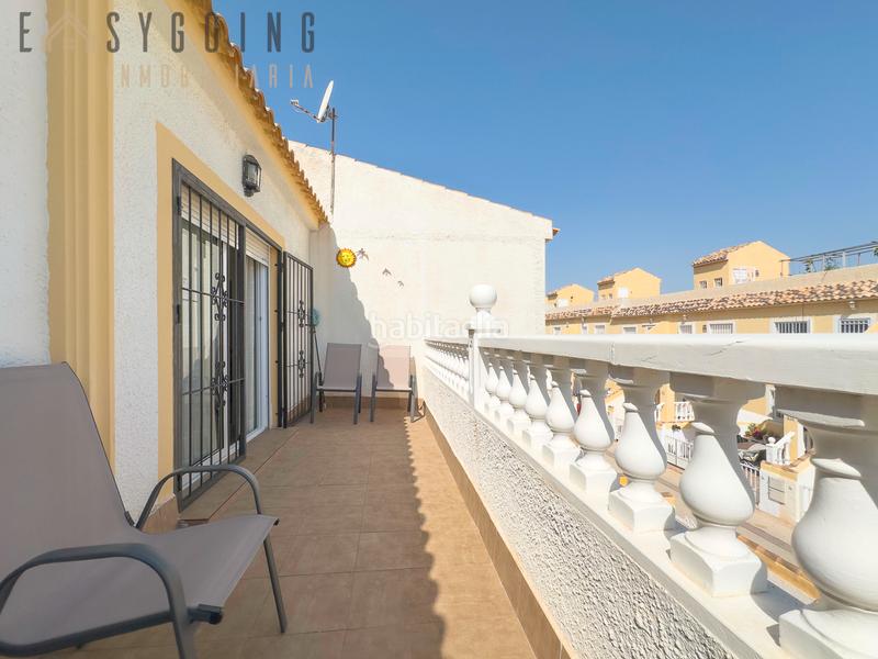 Foto 70a32f22-76c0-4d72-88c7-e6f7d2a18edc. Casa pareada adosado en primera planta con vistas espectaculares al mar – gran alacant en Santa Pola