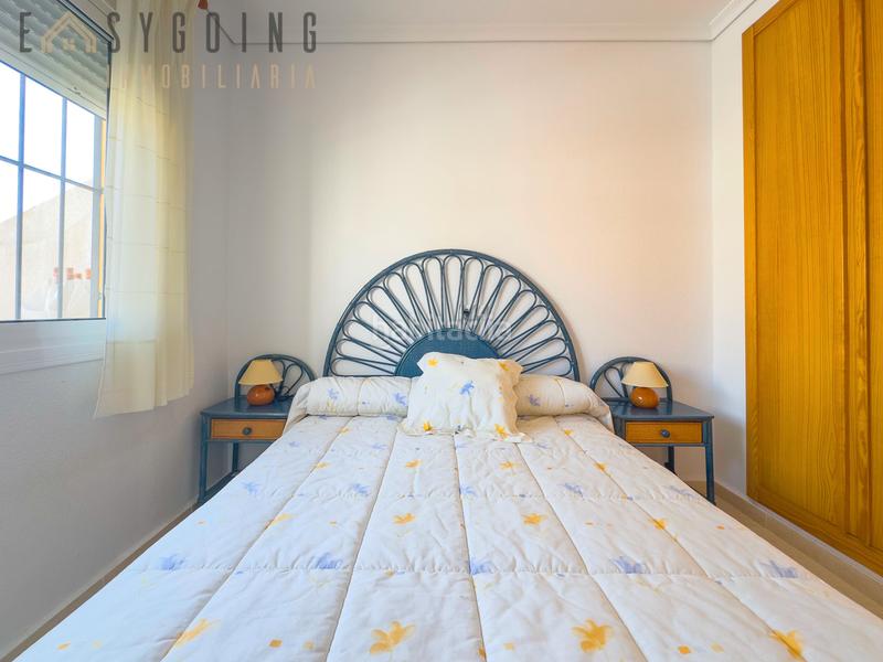 Foto a1733b1e-34cd-4e81-bb9e-0c0f2c7e85b3. Casa pareada adosado en primera planta con vistas espectaculares al mar – gran alacant en Santa Pola