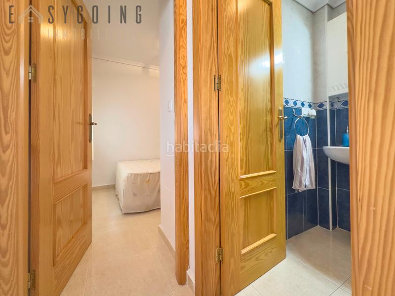 Foto cf2fffdd-509b-4b3f-bcc8-d53ca112d8d3. Casa pareada adosado en primera planta con vistas espectaculares al mar – gran alacant en Santa Pola