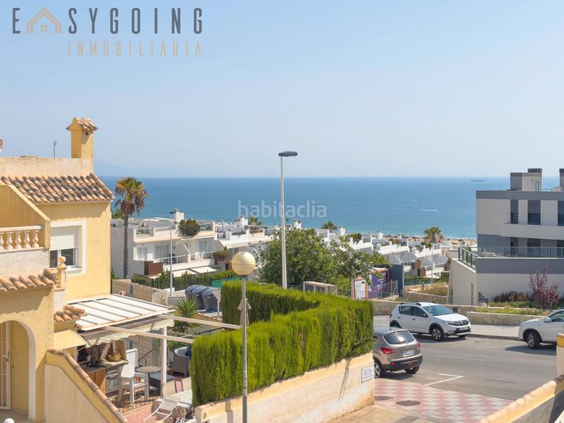 Foto fe936ba6-98f0-40be-a161-ca8d5ceb3267. Casa pareada adosado en primera planta con vistas espectaculares al mar – gran alacant en Santa Pola