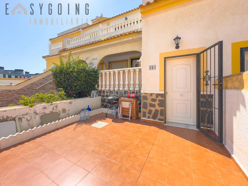 Foto fff4dcfe-43cc-4ecb-a0e5-e618b83177d4. Casa pareada adosado en primera planta con vistas espectaculares al mar – gran alacant en Santa Pola