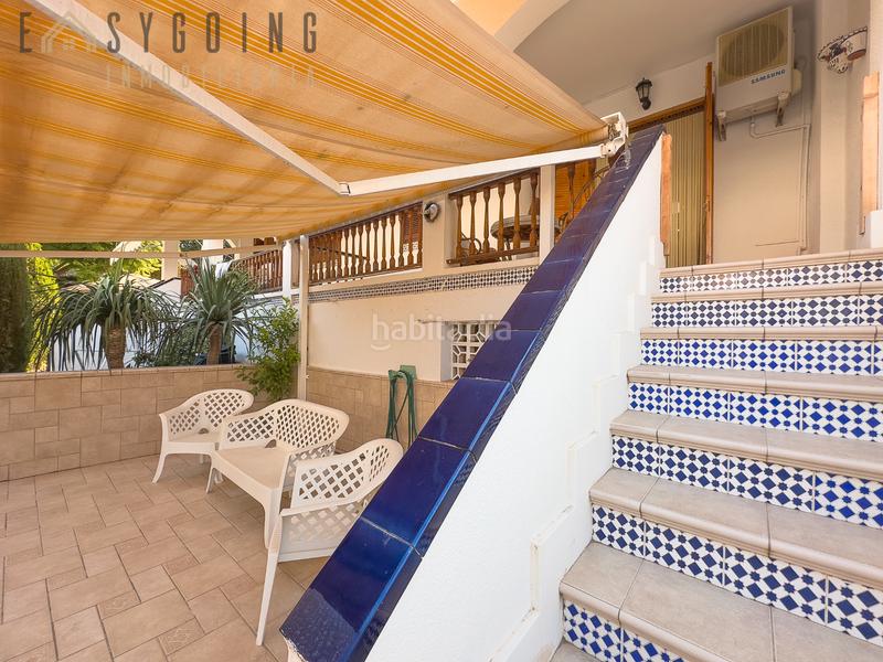 Foto 9b31513b-40bd-4d1c-a307-4ebb8e3bbf72. Casa adosada tu adosado con porche y terraza privada en santiago bernabéu, junto al mar en Santa Pola