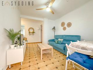 Appartement  Carrer oran. Apartamento a tan solo unos pasos de la playa de levante en sant