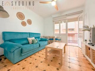 Apartamento  Carrer oran. Apartamento a tan solo unos pasos de la playa de levante en sant