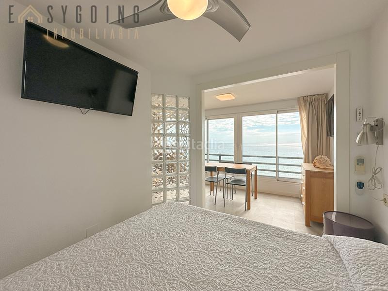 Foto 84b07cc3-eb4c-418b-afcf-56e74b16e4b1. Apartment with parking pool in Playa Muchavista Campello (el)