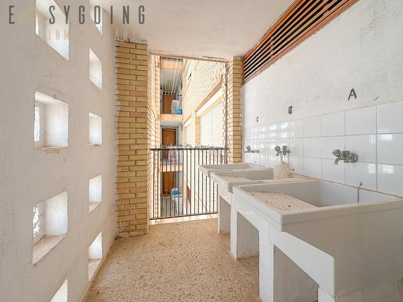 Foto 9db78f78-3bab-40cd-b3a6-2d68d448cf92. Apartment with parking pool in Playa Muchavista Campello (el)