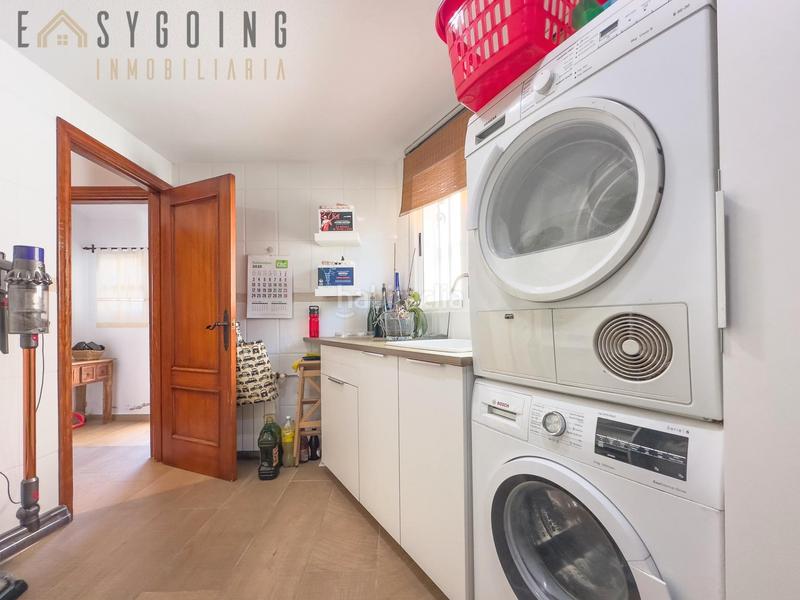 Foto 7eb9be02-0fdc-44ac-afbc-0fc7beaa8dba. Casa bifamiliare con parcheggio piscina in Monte Faro-Altomar II Santa Pola