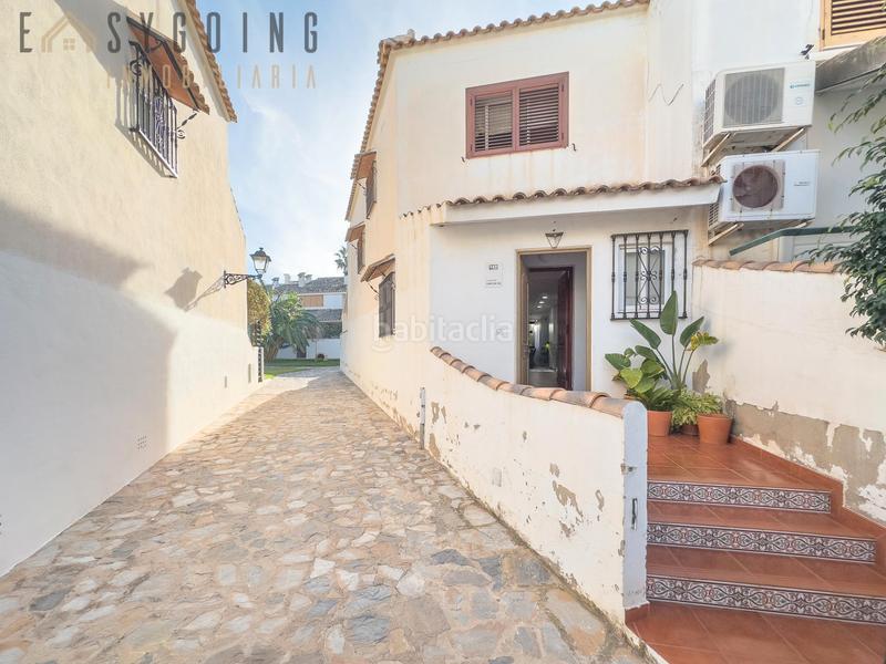 Foto 9b71d80d-d6b6-4d18-abde-968c58614a53. Casa bifamiliare con parcheggio piscina in Monte Faro-Altomar II Santa Pola