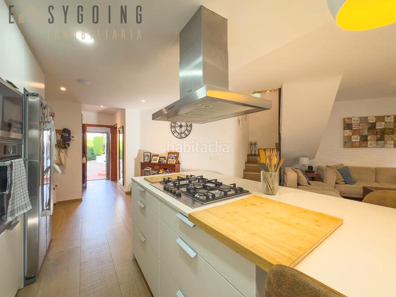 Foto a51c952e-f3e1-42ac-a2af-09ad55bc7e8b. Casa bifamiliare con parcheggio piscina in Monte Faro-Altomar II Santa Pola