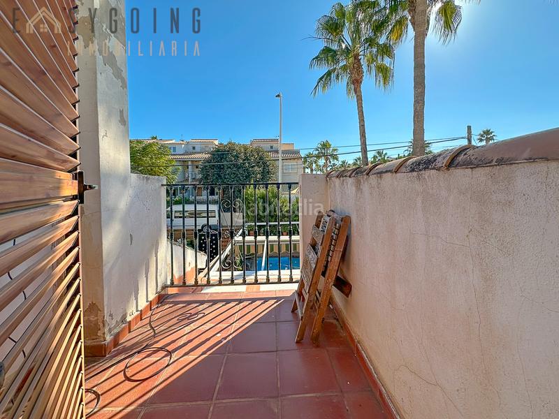 Foto 2b4bd298-8d36-45d2-ace7-051365f0fb97. Maison jumelée avec cheminée parking piscine dans Monte Faro-Altomar II Santa Pola