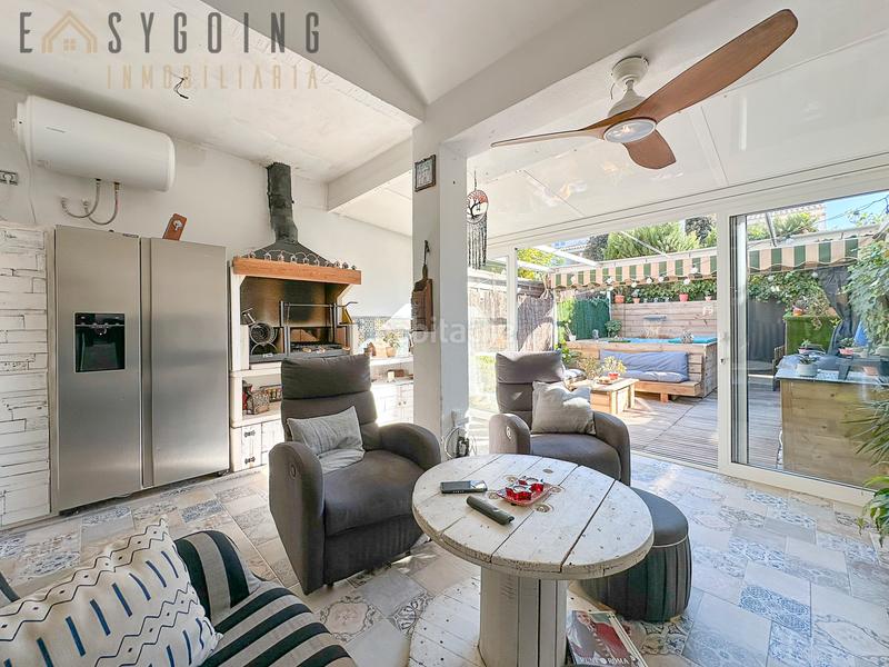 Foto d4b7bc41-abd2-4eb7-bb7e-f8b032c8ac27. Maison jumelée avec cheminée parking piscine dans Monte Faro-Altomar II Santa Pola